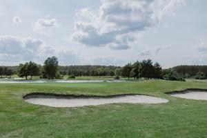 Lawendowa willa na polu golfowym - Koliber by Fair Rentals