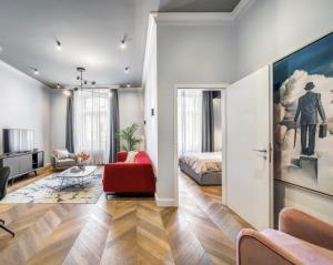 Andrassy Ave Splendor Luxe Art Loft nr the Opera Oktogon