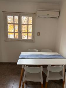 Apartamento con cochera en plena 5ta sección