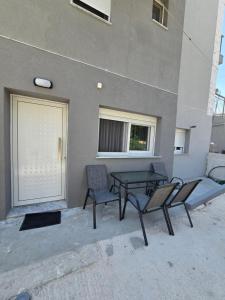 Irinas Apartment 8