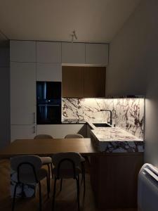 Apartment Gold