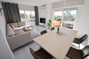 3 Bed Penthouse Duplex Frontline Golf & Sea View