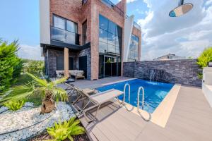 Luxury Forest Villas with Private Pool