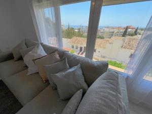 Family Villa Pool Sea Views & Walk to Beach