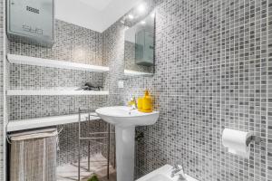 Loft Moderno Milano - Metro M1 - Duomo 15 min