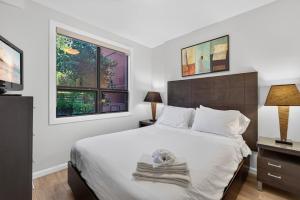 Bright 3 Bd at Playa 114 w Patio and Pool and Near Beach