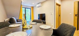 HolidayHomePL Sea & Forest B417 z sypialnią, basen, spa, gym GRATIS