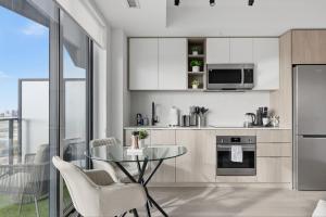 Modern Escape with Panoramic Views