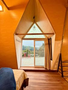 Cabin loft, barbecue, fire pit, terrace