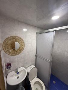 Cómodos apartaestudios cerca al aeropuerto el dorado