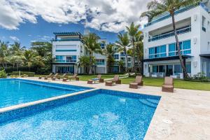 Arenas Beachfront Condos!