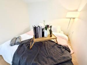 8pax Alila Bangsar Brickfields Loft LRT KL Station