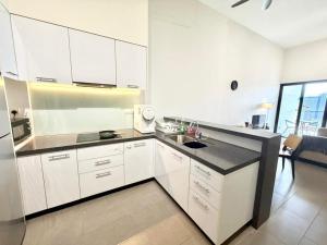 8pax Alila Bangsar Brickfields Loft LRT KL Station