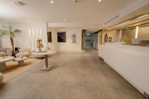Four Hills Hotel