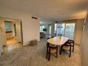 Apartamento en la Urb La Alcazaba Rio Verde