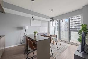 Stunning 1BR Suite Private Balcony & City Views