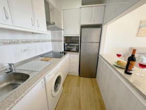 Beachfront 1-Bed Apartment with Stunning Views