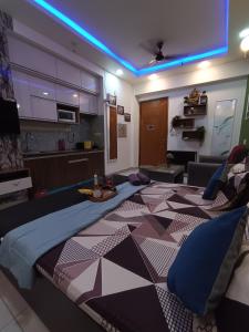 Amber Homes Couple-Friendly Cozy Studio Near Metro