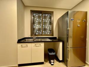 Premium 3BR Rabat Marina, Ocean, Lake & Sights