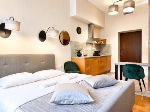 Main Square Platan Loft Collection