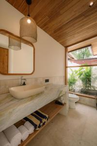 Tula 6 Brand New Stunning 1 BD Private Pool Villa In Ulu!