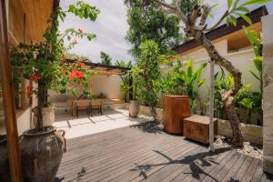 Tula 6 Brand New Stunning 1 BD Private Pool Villa In Ulu!