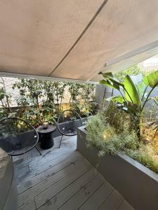 Elysian Hot Tub Suite Piraeus