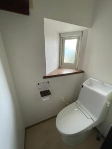 R724 Cafe Style House