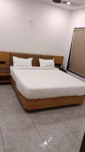 Hotel Dwarkesh