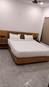 Hotel Dwarkesh