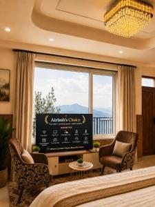 Majestic Studio Panoramic Views 10 min Mall-Road