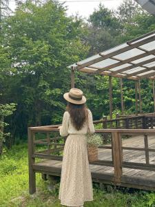 3채 통예약 포마이코티지 전체4 복층 스파 개별 테라스 애견 운동장 숲속 집 cottage