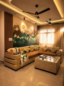 Canvas and Cabana - Cabo