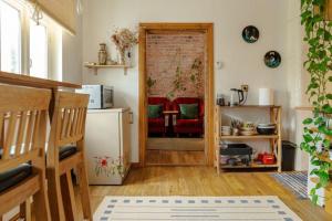 Hygge Home - Boho Vibes with Free Parking