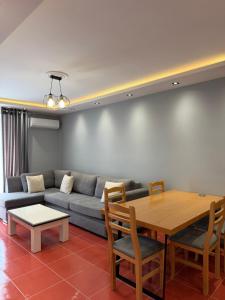 Apartamente Shengjn