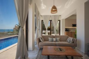 Villa Meli, By Hellocrete