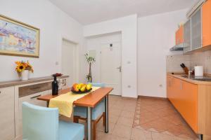 Apartmani Marina