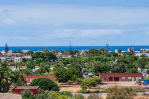 Luxury Family Retreat 3 Pools & Bouznika Beach