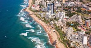 Luxury 3 Bedroom Penthouse - Umhlanga Rocks