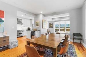 Sojourn Sunlit 4BD Rowhome on Capitol Hill