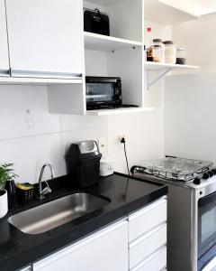 Apartamento Pé na Areia com 2 Quartos em Guaxuma