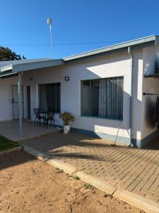 280 Sando House