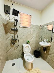 HOST HOMES SAGKAHAN - 4BR Homestay near Astrodome