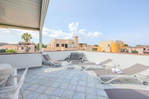 Penthouse Tavolara View - Beach 1 Min