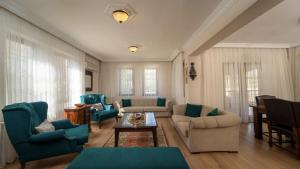 Detached Villa with Private Pool in Central Fethiye