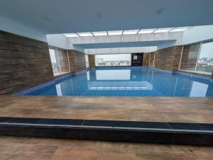 Bright, Modern & Spacious 1 Bedroom Apartment