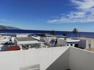 Velez Nazari Cambriles