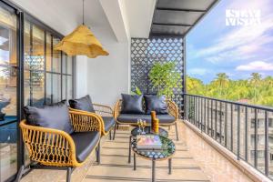 StayVista at Coastal Dive - Pool & Gazebo