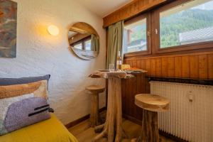 Studio de Balme wShared Pool & Near Slopes - Happy Rentals