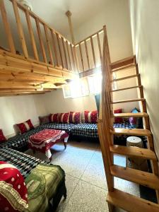 2 bedroom apartment - 5 min from the beach